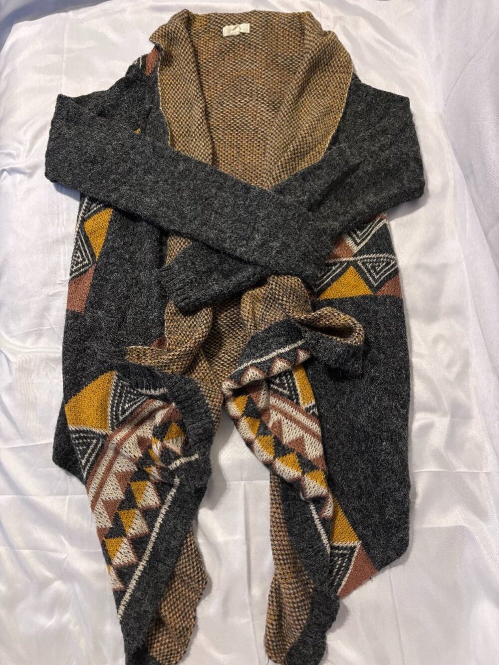 Debut Aztec Geometric Waterfall Cardigan Sweater Size S/M Boho Southwestern